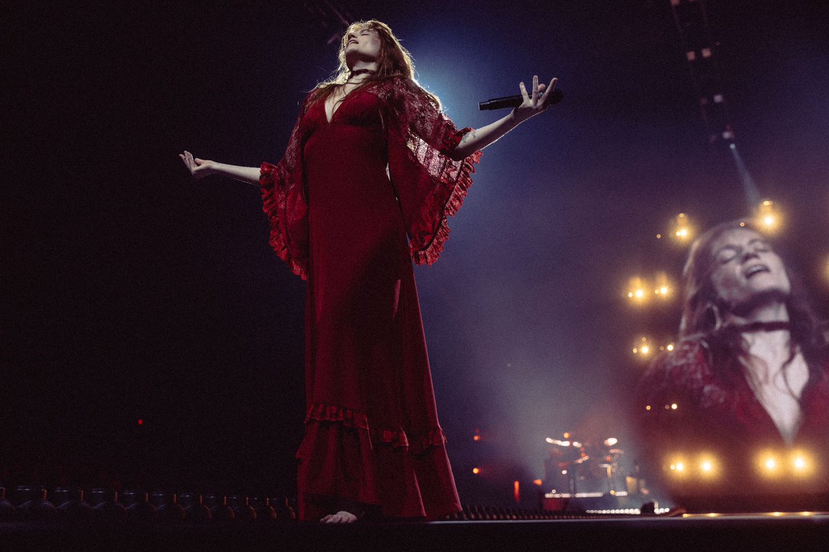 florencemachine tweet picture