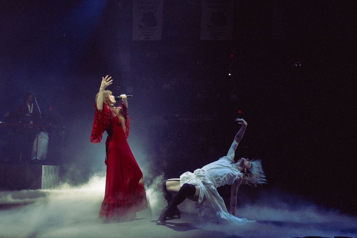 florencemachine tweet picture