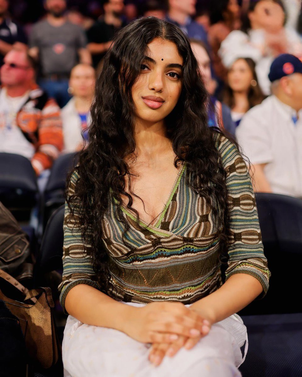 ᴅᴏᴜʙʟᴇ-🆁 tweet media