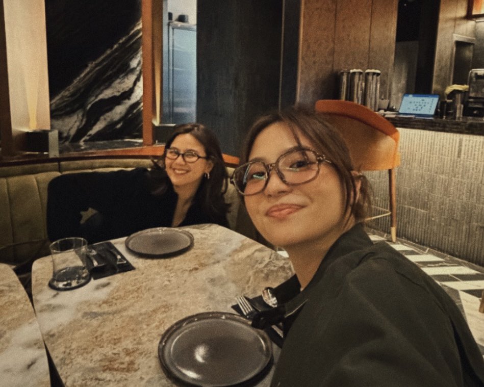 ydghstr's tweet photo. magkasama sila magkasama silaaa. damn ydk how much i miss them tgt. my sharmiles 🥹🤏🏻 https://t.co/CyYehJ4cB9