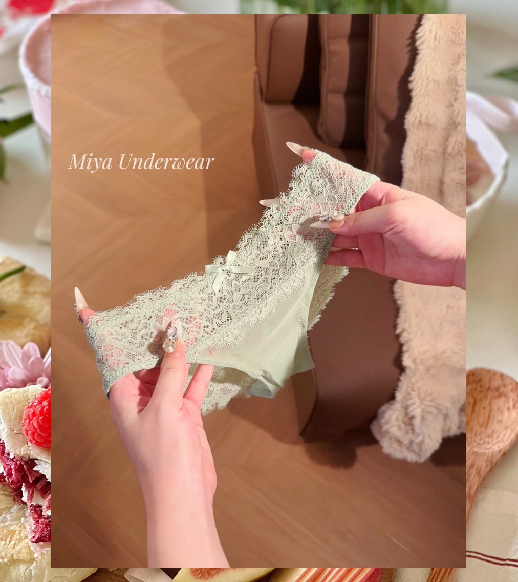 Barbara Price tweet media