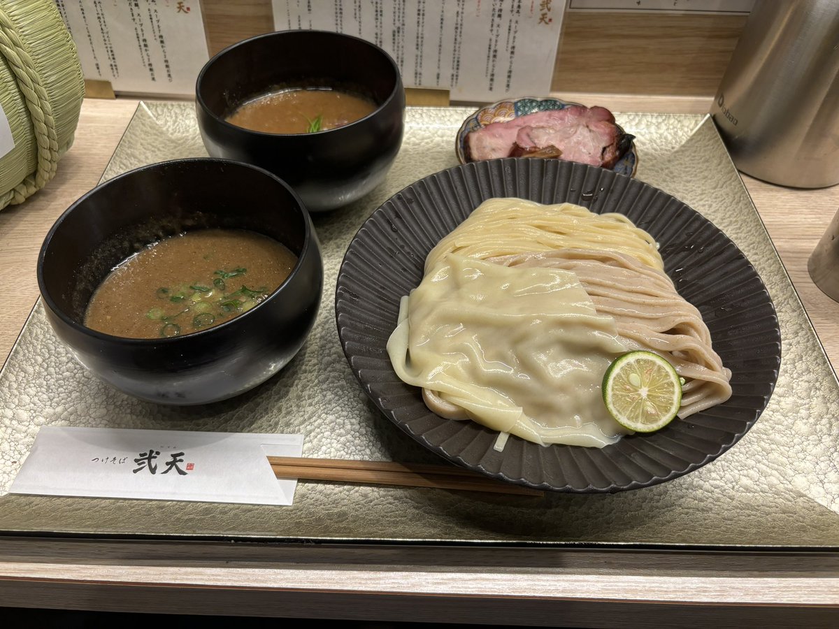 ほんねー tweet media