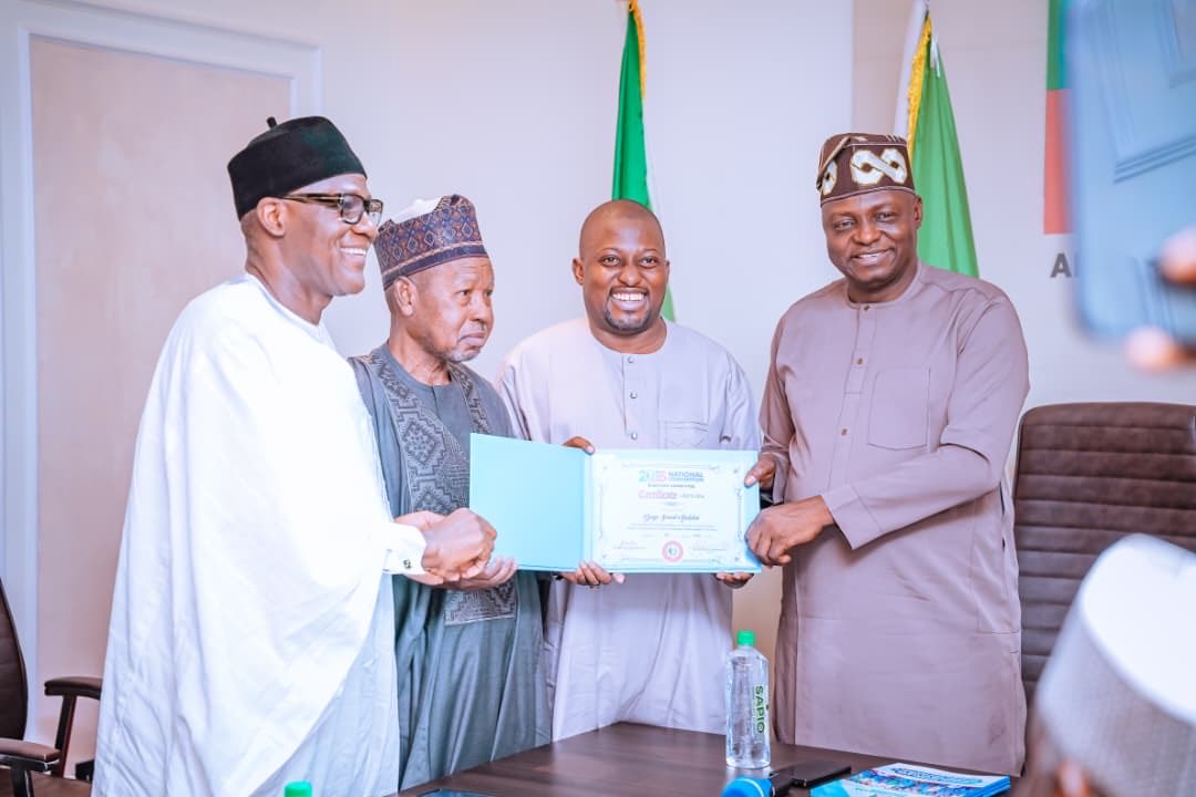 apcngyouthwing's tweet image. Dr. Dayo Israel, APC National Youth Leader Officially presented certificate of return by the chairman of the convention committee.

A defining moment that reflects a journey of commitment, structure, and results.

#apcyouthwing #goviral #youngprogressives #progressiveminds