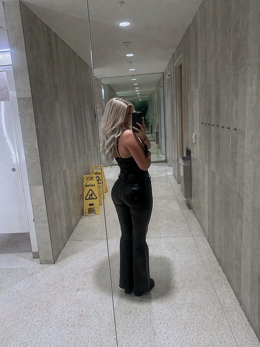 ๐ณ๐ช๐ค๐ฉ ๐ฆ๐ท๐ช๐ญ ๐จ๐ง tweet media