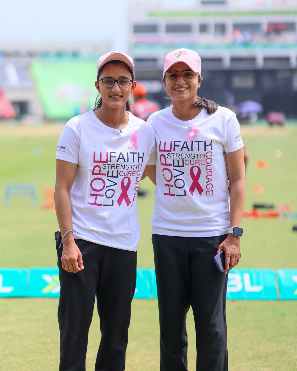 Sana Mir ثناء میر tweet media