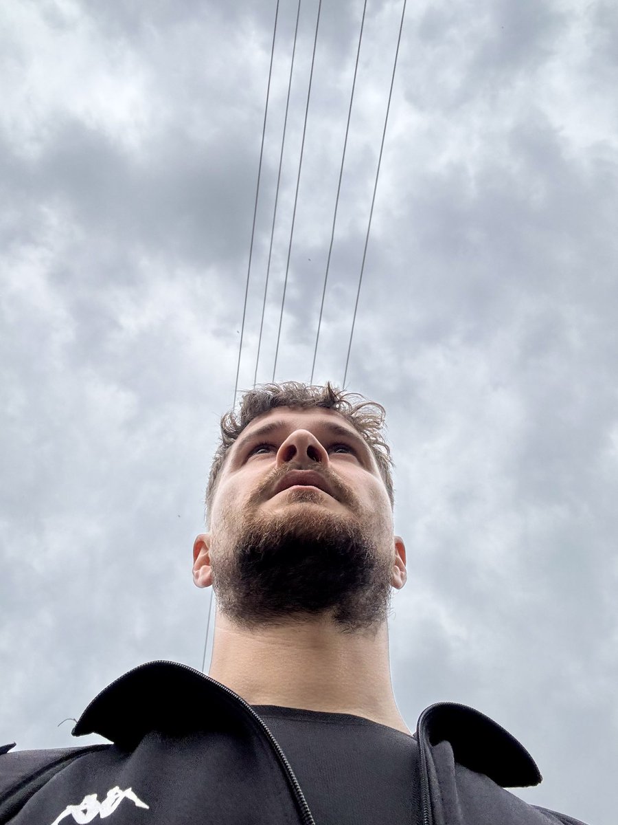 MatesJoudal's tweet photo. Malej pátek a kondičák. 💪🏼 https://t.co/1clAY7q3Bg