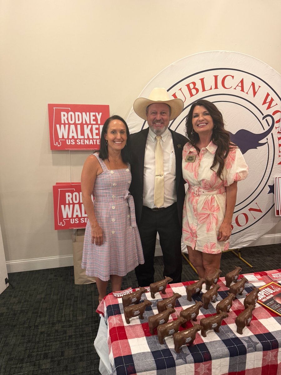 walkerforAL's tweet photo. Had a great time at the rally in Huntsville, AL! Big thanks to the Republican Women of Madison County &amp; Log Cabin Republicans. 🙌 Honored to kick off the debate! Watch here: https://t.co/pfkJYXtNup Consider me, Rodney Walker, for your next U.S. Senator! 🇺🇸 #WalkersOnTheRoad https://t.co/i4p0nJ8kB0