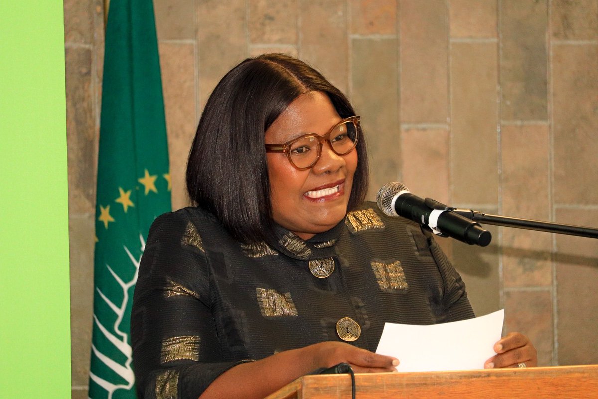Murd_Namibia tweet media