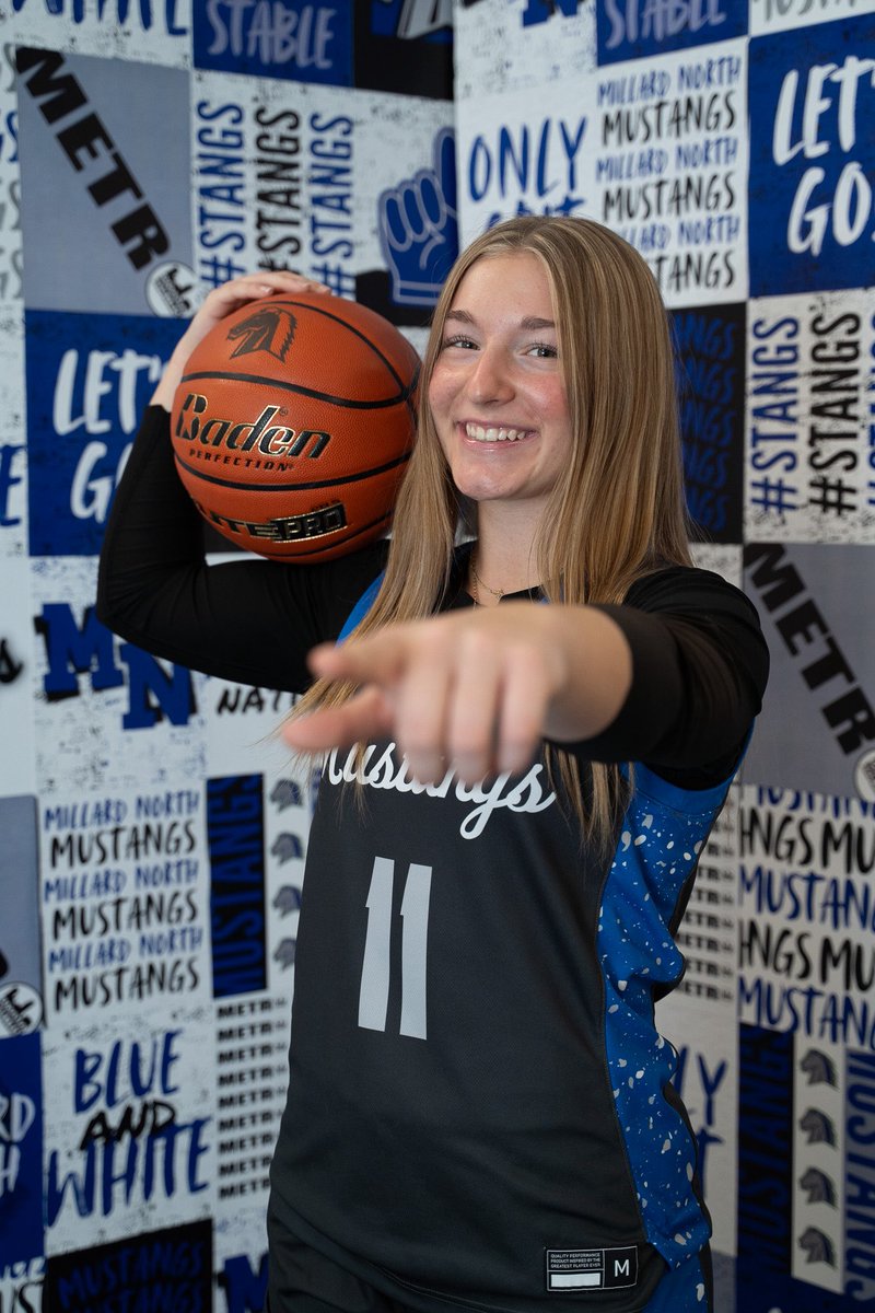 Congrats to 
<a href="/GalliganIzzie/">Izzie Galligan</a> 
<a href="/Clara_Welker_/">Clara Welker</a> 
<a href="/mallory_closman/">Mallory Closman</a> 

For their All-State Honorable mention selection by the OWH and LJS
