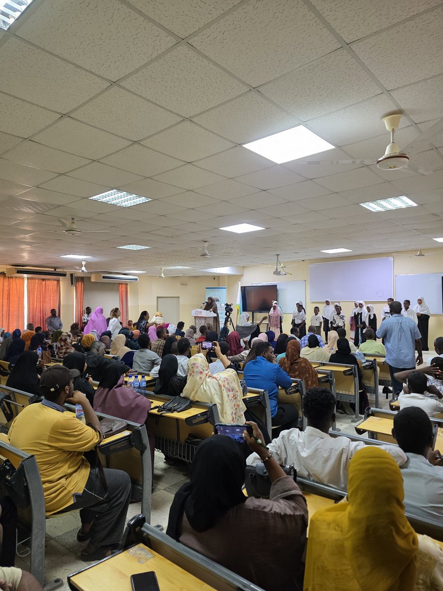 Rachel418616622's tweet photo. Hoy vivimos un día inolvidable en Djibouti 🌍✨
La educación especial da un paso histórico con el inicio de su formación inicial.
Nuestros niños brillaron con talento, alegría y superación en cada presentación.
Seguimos construyendo inclusión, amor y oportunidades para todos. 💙 https://t.co/WZAqVoaYom