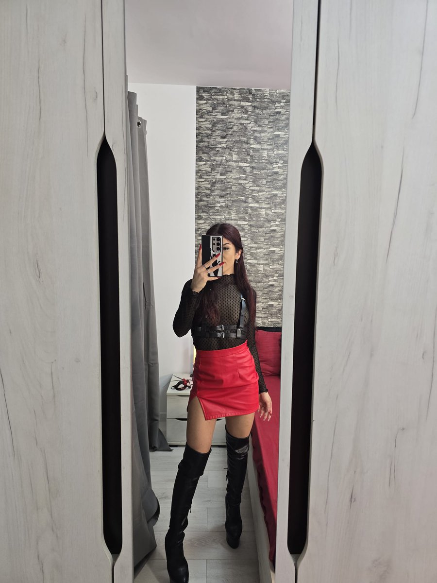 RinnaQueenie tweet media