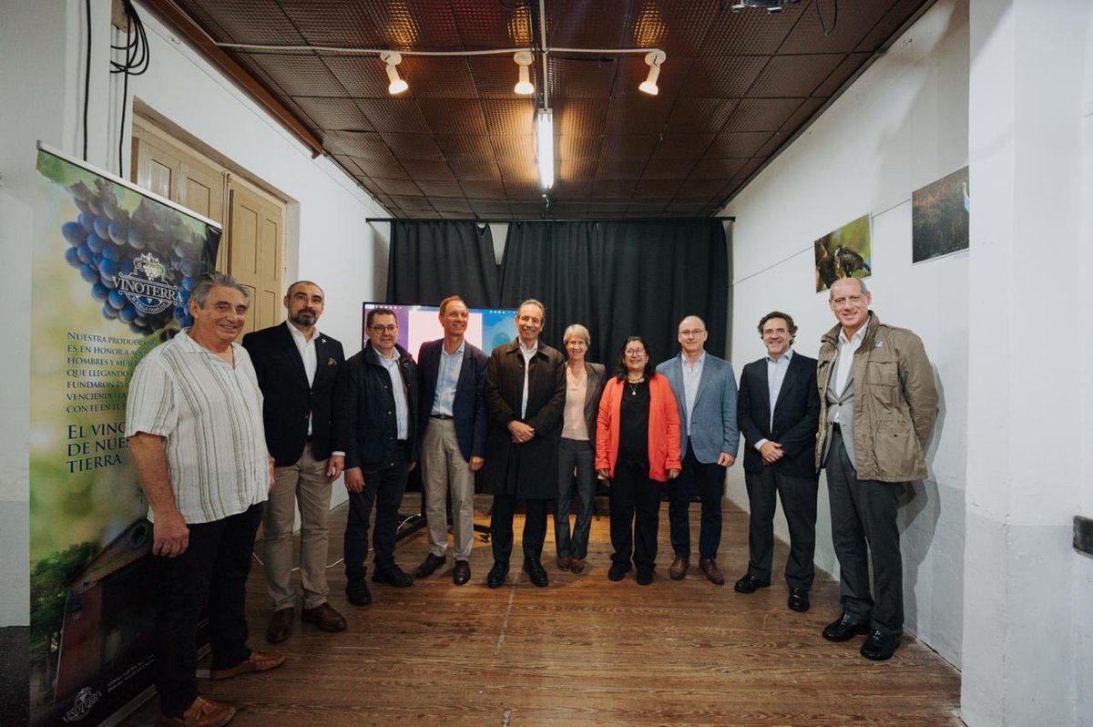 RmFilip's tweet image. La lluvia no nos frenó en #Paysandú: reuniones con autoridades @idpaysandu, conferencia de prensa con @OliveraPdu y proyectos de la #UE en agricultura y economía circular. En @UTECuy, excelentes conversaciones, luego Plaza Constitución y la Alianza Francesa. #teameurope 🇺🇾