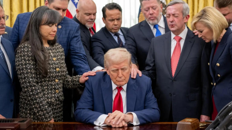 Frank_Oppong's tweet image. Trump sold the "Big Beautiful Bill" on domestic prosperity, but he’s using the budget to fund an endless war in Iran. You can’t claim to be for "Working Families" while spending their future on missiles. Time for a War Powers Resolution. 🕊️🚫 #NoWarWithIran #BigBeautifulBill