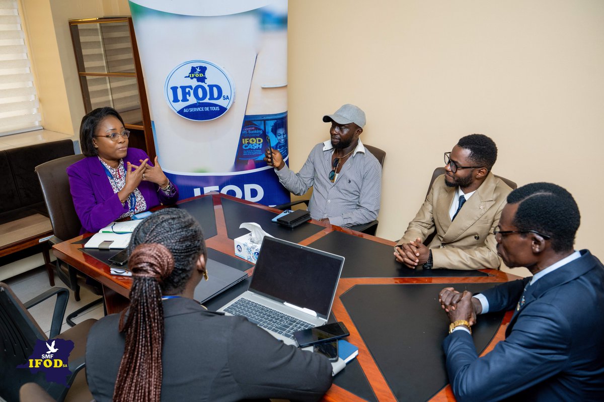 ifodsa73234's tweet photo. Avant hier, nous avons eu l’honneur d’accueillir Lumumba Vea, célèbre et fervent supporter des Léopards 🇨🇩.

Une valeur forte, incarnée avec justesse.

#IFOD #IFOD10ans #Résilience #Léopards #RDC #FiertéNationale #Partenariat https://t.co/A9IpJc6tre