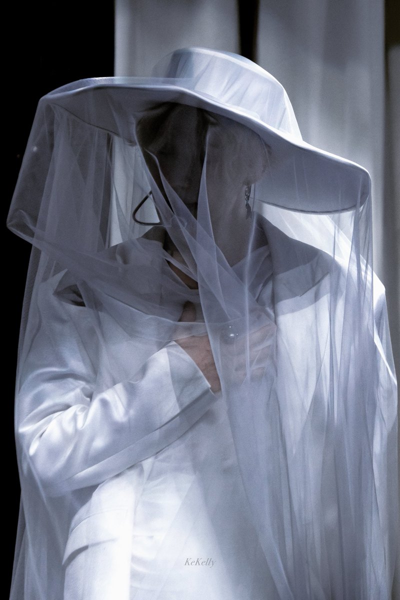 Moonstruck tweet media