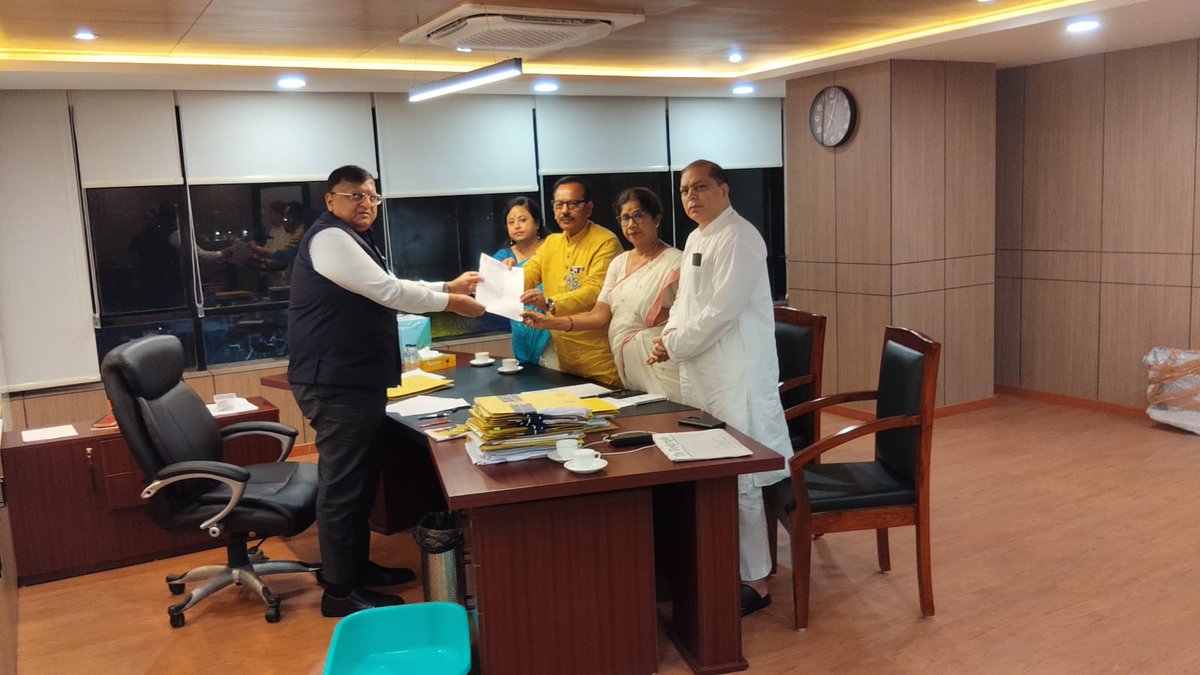 AITCofficial's tweet photo. Our four-member delegation has submitted a letter to @ECISVEEP and @CEOWestBengal raising serious concerns that demand immediate answers. Three days after the Kerala Assembly elections, complete polling data, including constituency-wise figures, vote percentages, and postal ballot statistics, remains unpublished.

We have also flagged the deeply troubling precedent from the 2024 Andhra Pradesh elections, where nearly 52 lakh votes were recorded between 8 PM and 2 AM, including 17 lakh votes after midnight, at a pace of one vote every 20 seconds. These irregularities were never explained.

With Bengal's elections underway, such opacity cannot be tolerated. We have demanded immediate publication of Kerala's verified polling data, time-bound data release protocols for all future elections, and robust audit mechanisms to prevent irregular voting patterns.