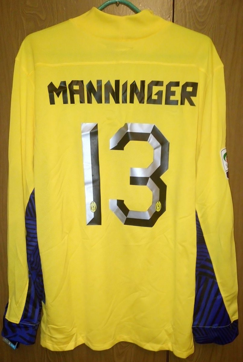 🧤❤️⚫️⚪️