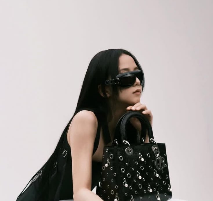 🫦źøøyuck☾ ﾟ｡⋆✮ ⋆ ˚｡𖦹 ⋆｡🍊 tweet media