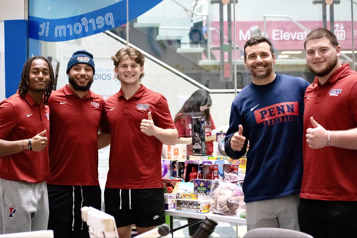 Penn Football tweet media