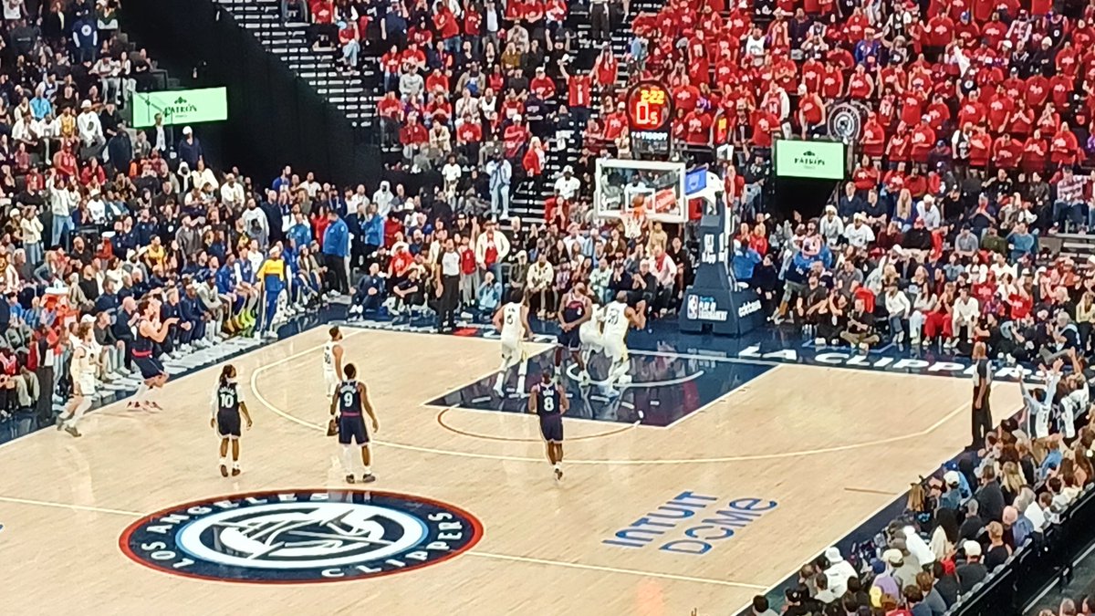 Channel1LA's tweet image. #CLIPPERS COACH TYRONN LUE Clippers 126-121 loss to Golden State Warriors “Pissed off. We had a game in our hands, some silly plays, not doing the right thing execution wise. To be up 13 points within 10 min of the game, we got to finish that game. So I am disappointed in that.”