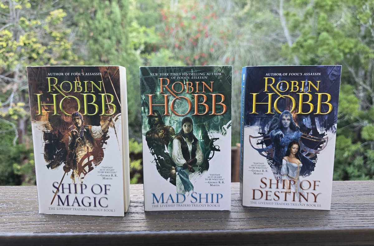 ValerieSirenko's tweet image. One benefit of social media is I've gotten really good at photographing books 😍📚 Who loves this series?
#books #reading #booktwt #BookTwitter