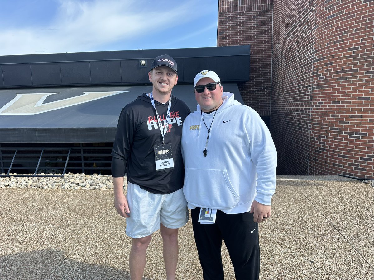 Dillon Hassett tweet media