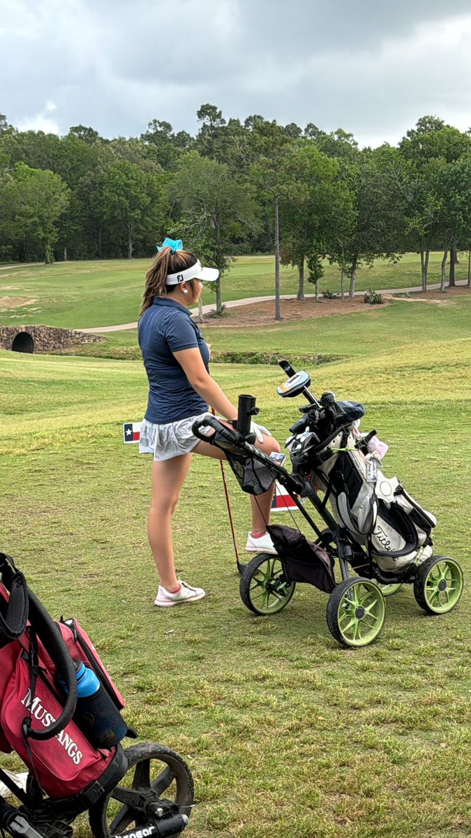 CHighFB's tweet image. Let’s have a day ladies! Good luck at day 2 of Regional Golf Championships! It’s ticket punching day! #RangerPride #LetsRide #HWPO #ChasingElite #RangerReady