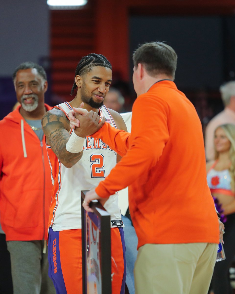 Clemson Basketball tweet media