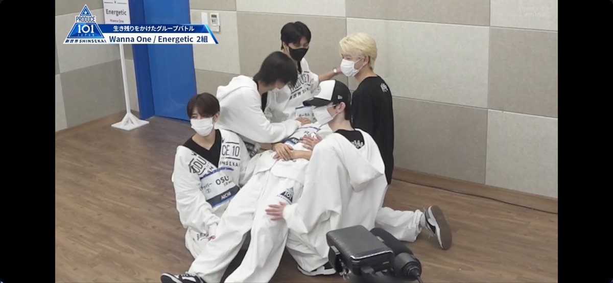 あや修 tweet media