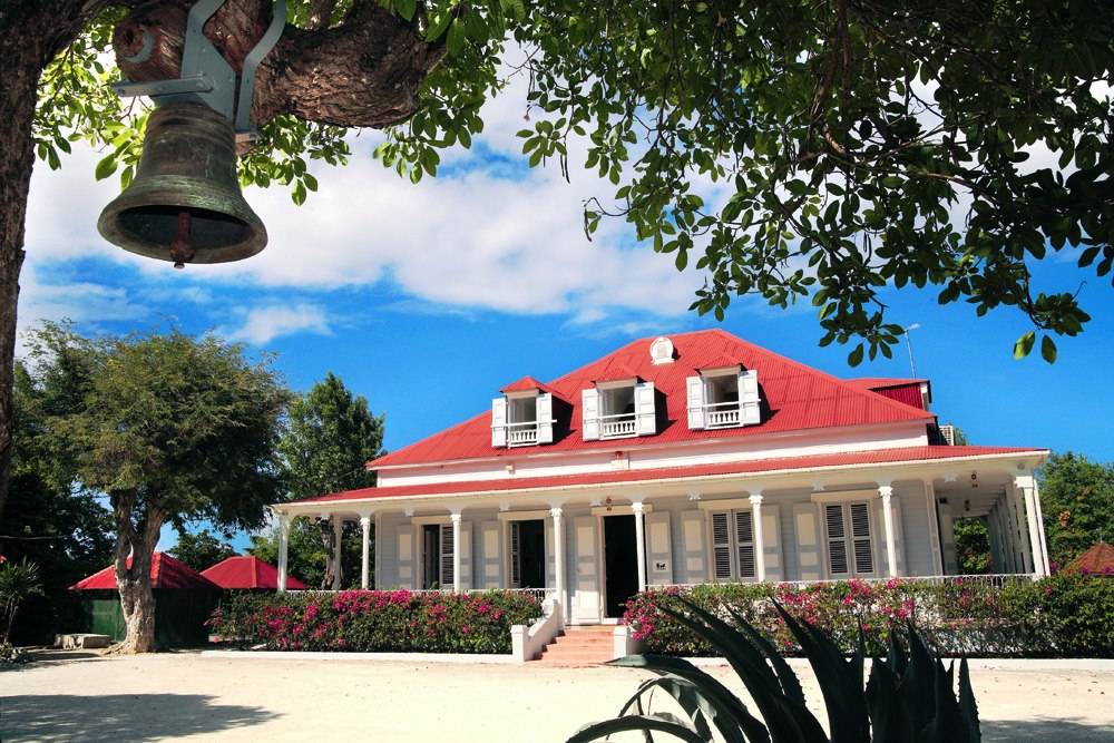 outremers360's tweet image. 🗞️L’habitation Maud’Huy en #Guadeloupe parmi les 15 sites distingués du « #Patrimoine de la #diplomatie » 

➡️outremers360.com/bassin-atlanti…

🏛️Quinze sites ont été distingués au « Patrimoine de la diplomatie » française, ce jeudi, a-t-on appris dans un communiqué du Ministère de