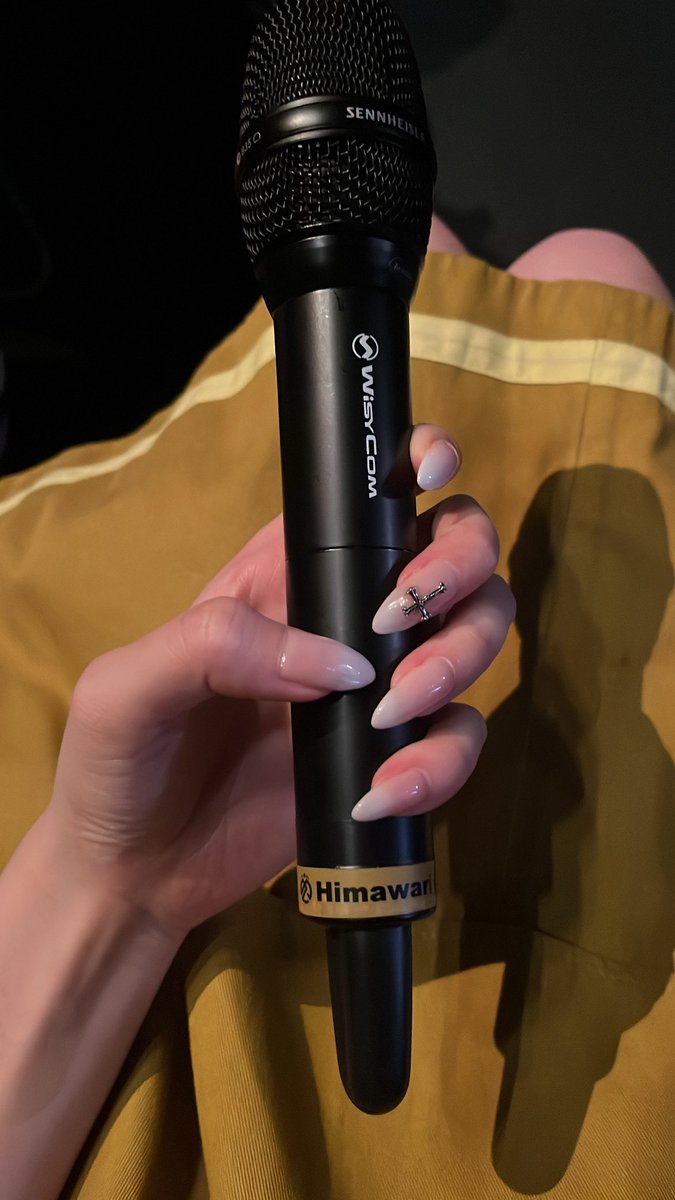 ひまわり tweet media