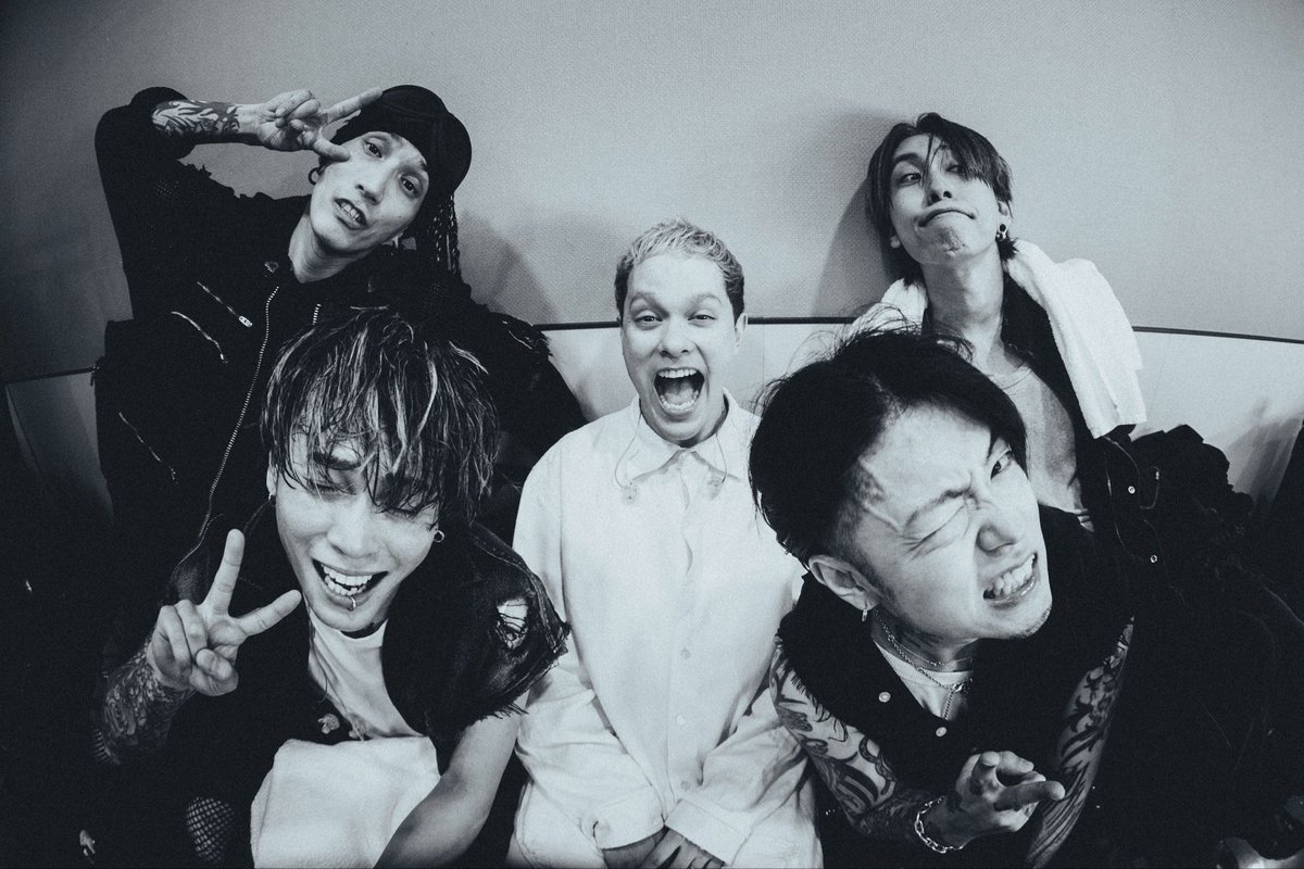 coldrain 19th Anniversary㊗️

coldrainの音楽にはいつも元気を貰ってます。20年目も日本のラウドロックバンド代表として更なるご活躍を楽しみにしてます。
これからも一生応援し続けます！
#coldrain