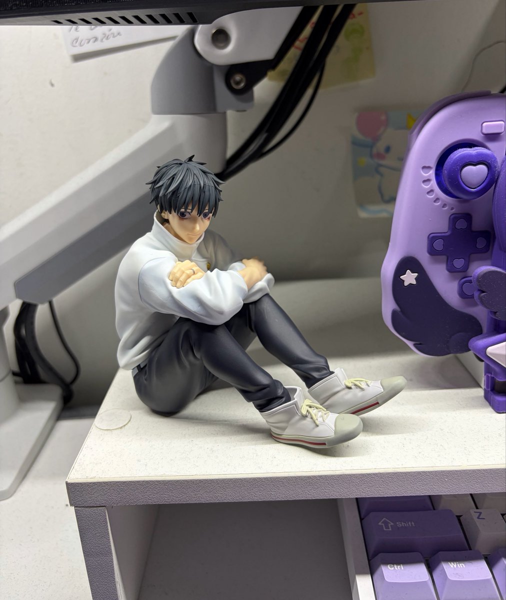 𝑴𝑨𝑲𝑰. tweet media