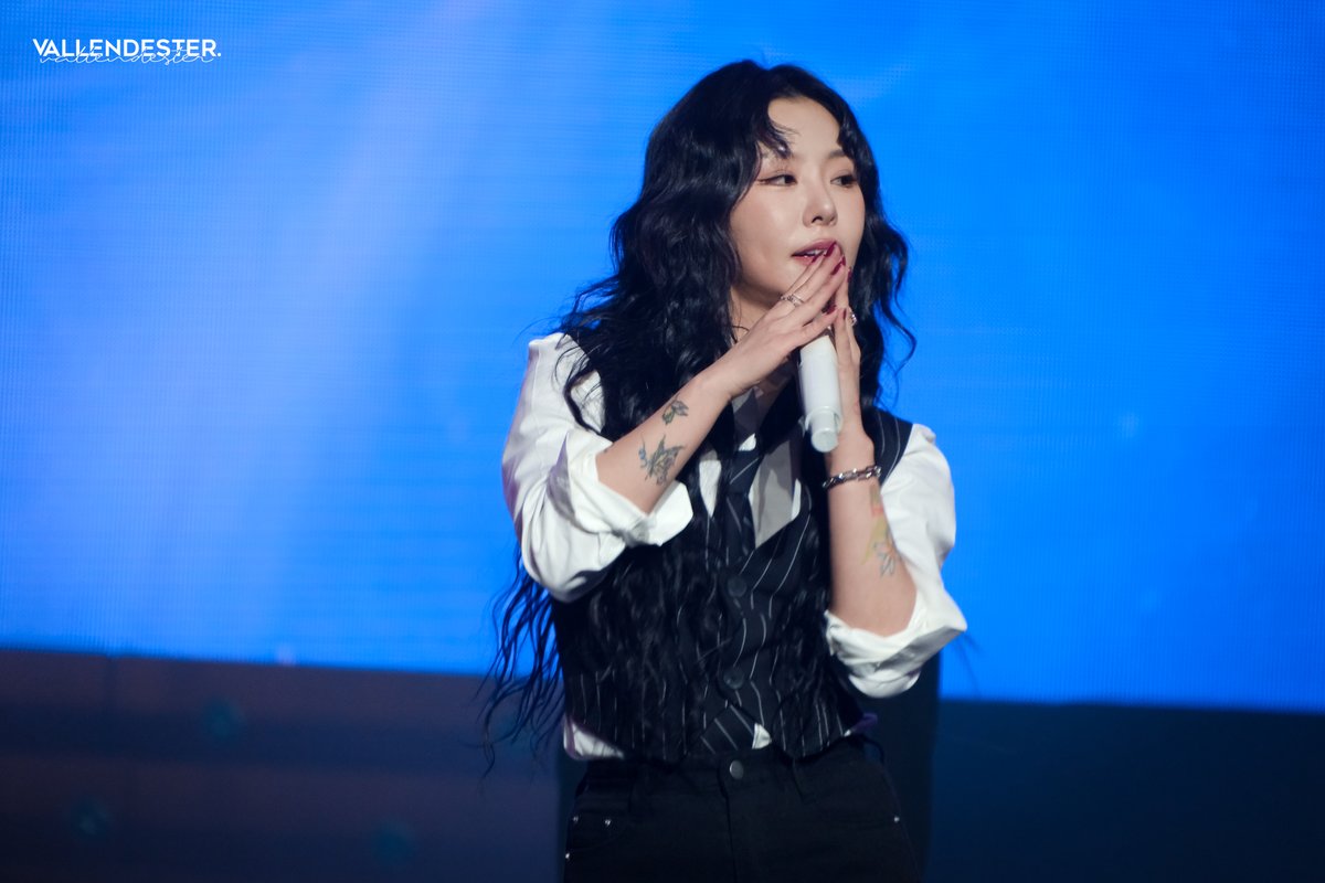 vallendester21's tweet photo. 260417 🎂
#마마무 #MAMAMOO #휘인 #WHEEIN
#happWHEEday 
#휘인이라는_생일의_심포니 
#SpringFairyWheeinDay https://t.co/i26QzSiOPV