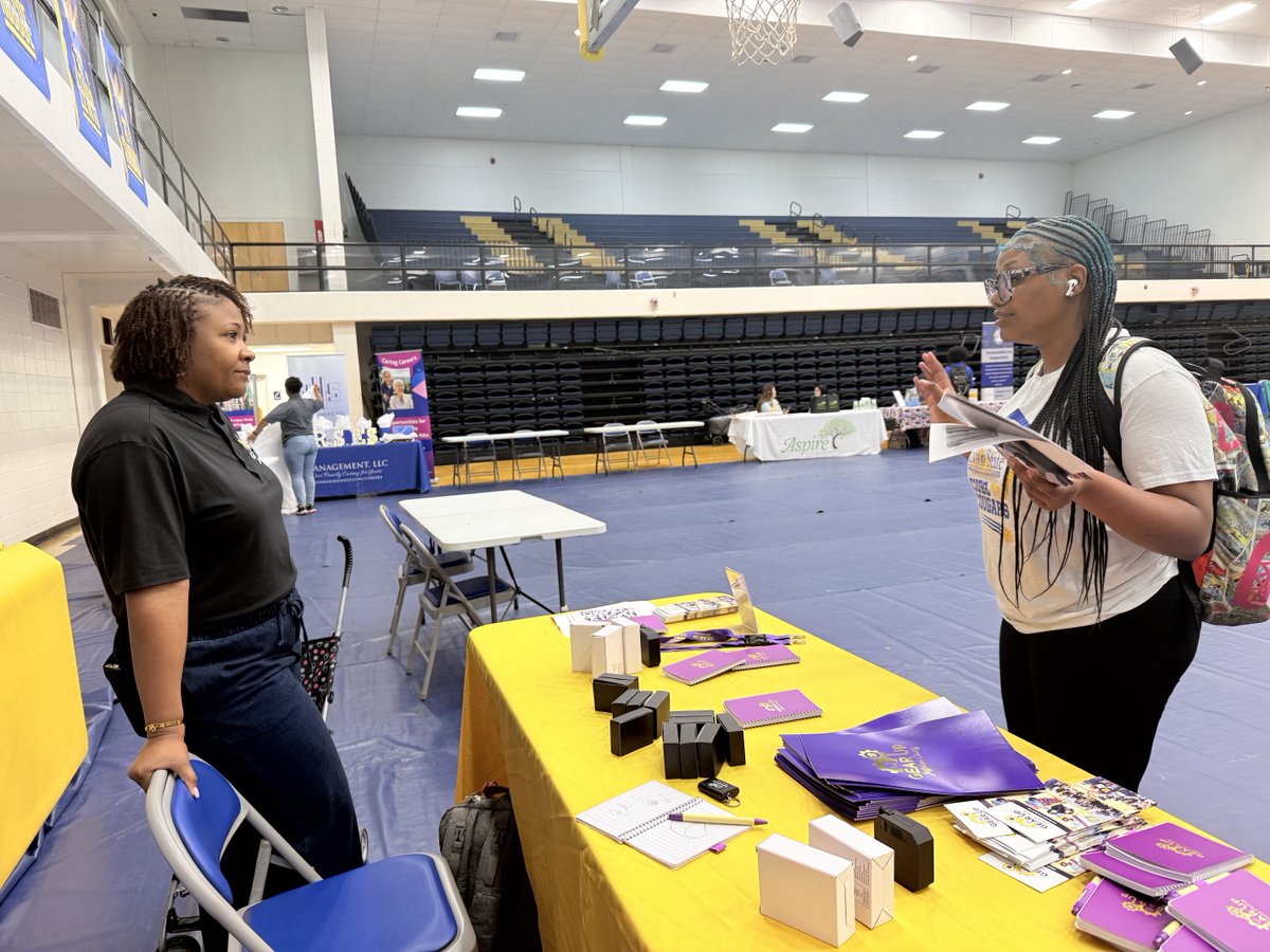 GEARUPJC's tweet photo. We had a great time reconnecting with GU-JC Alum yesterday at Lawson State's College and Career Fair. We're so proud of everyone's success in post-secondary. 

Look for us at a campus near you soon. We have plenty of resources we would like to provide. https://t.co/8jdUP6MYE2