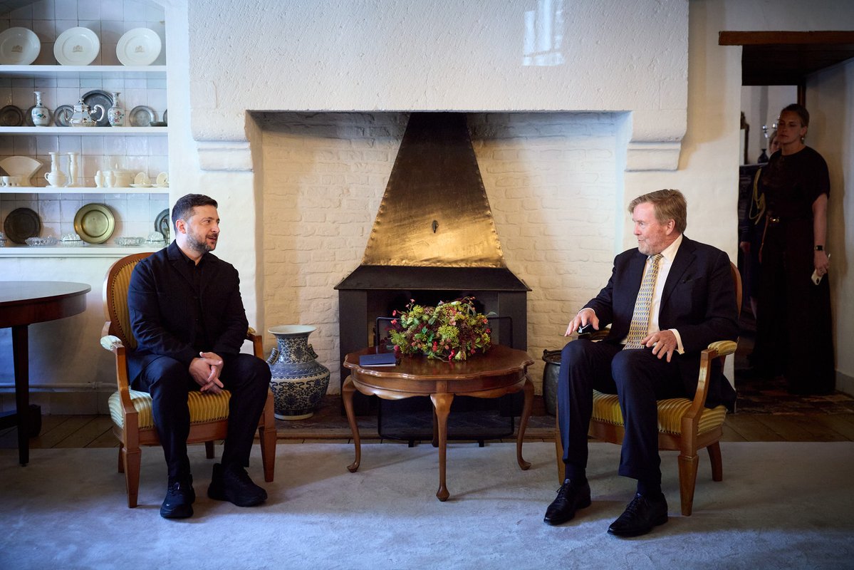 Volodymyr Zelenskyy / Володимир Зеленський tweet media