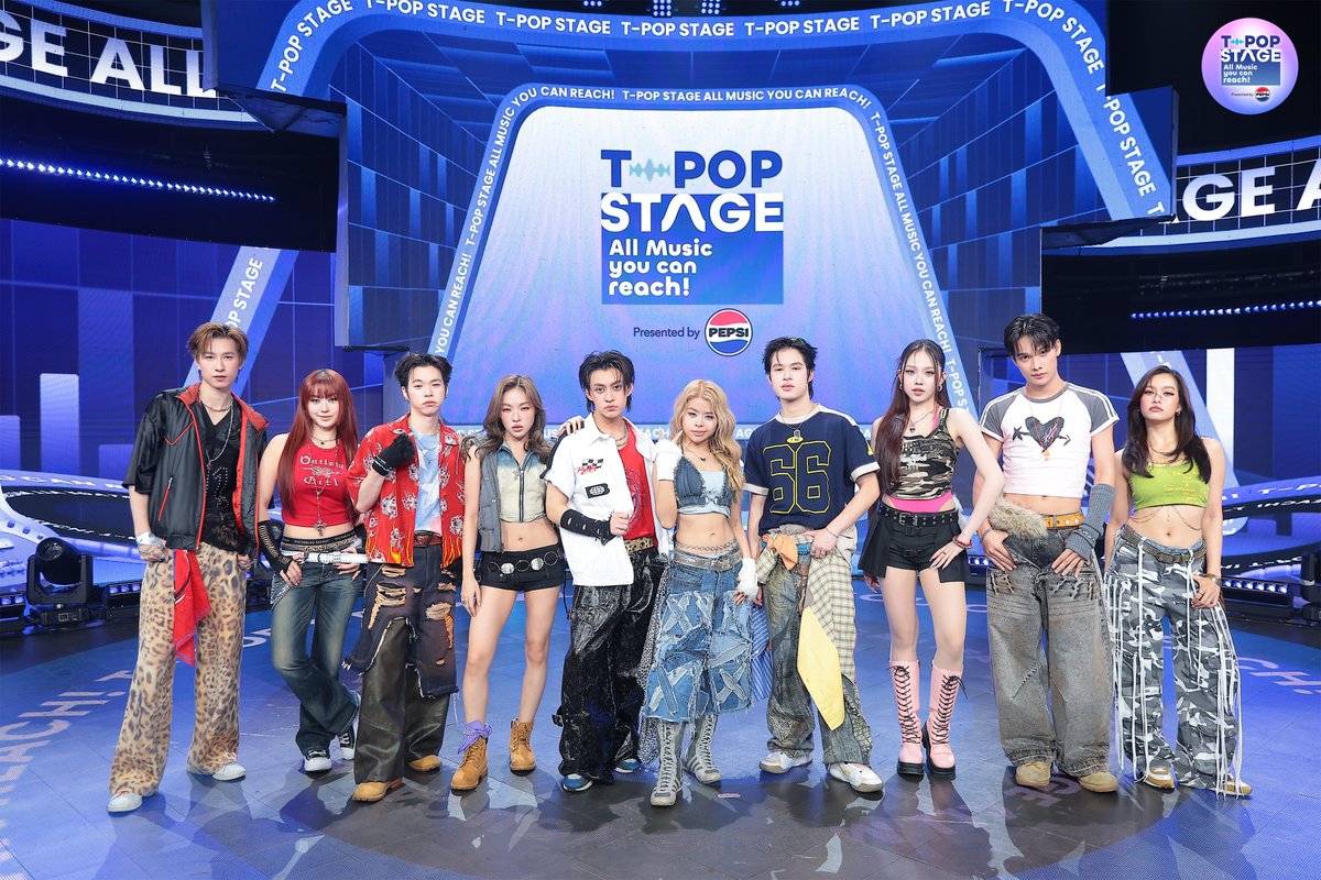 StageTpop's tweet image. T-POP Stage presented by PEPSI 🤟

เพลง : อ่อมแก่ (Grrr)
ศิลปิน : GAMMA ft. Euro, Fum, Graphic, Joker, Man

#GAMMA #GAMMA_TH
#อ่อมแก่ #GAMMA_อ่อมแก่

All Music you can reach!
#TpopStagepresentedbyPEPSIweek15 / 2026
#TpopStagepresentedbyPEPSI 
🔵 วันพฤหัสบดีที่ 16 เม.ย. 69 เวลา