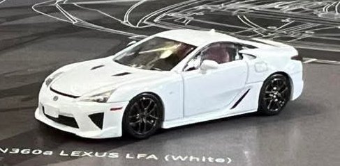 Kudos to <a href="/tomytec_minicar/">トミーテックミニカー（移転しました。）</a> for adding hood gap on the LFA
