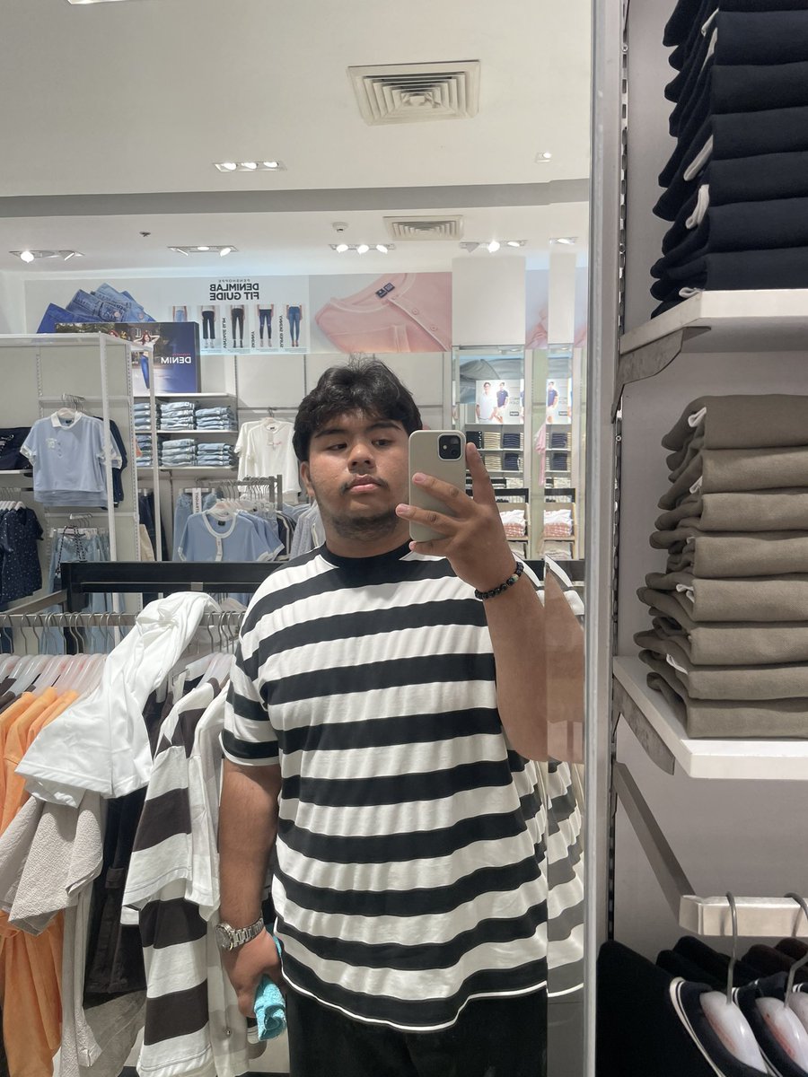 GMigisss tweet media