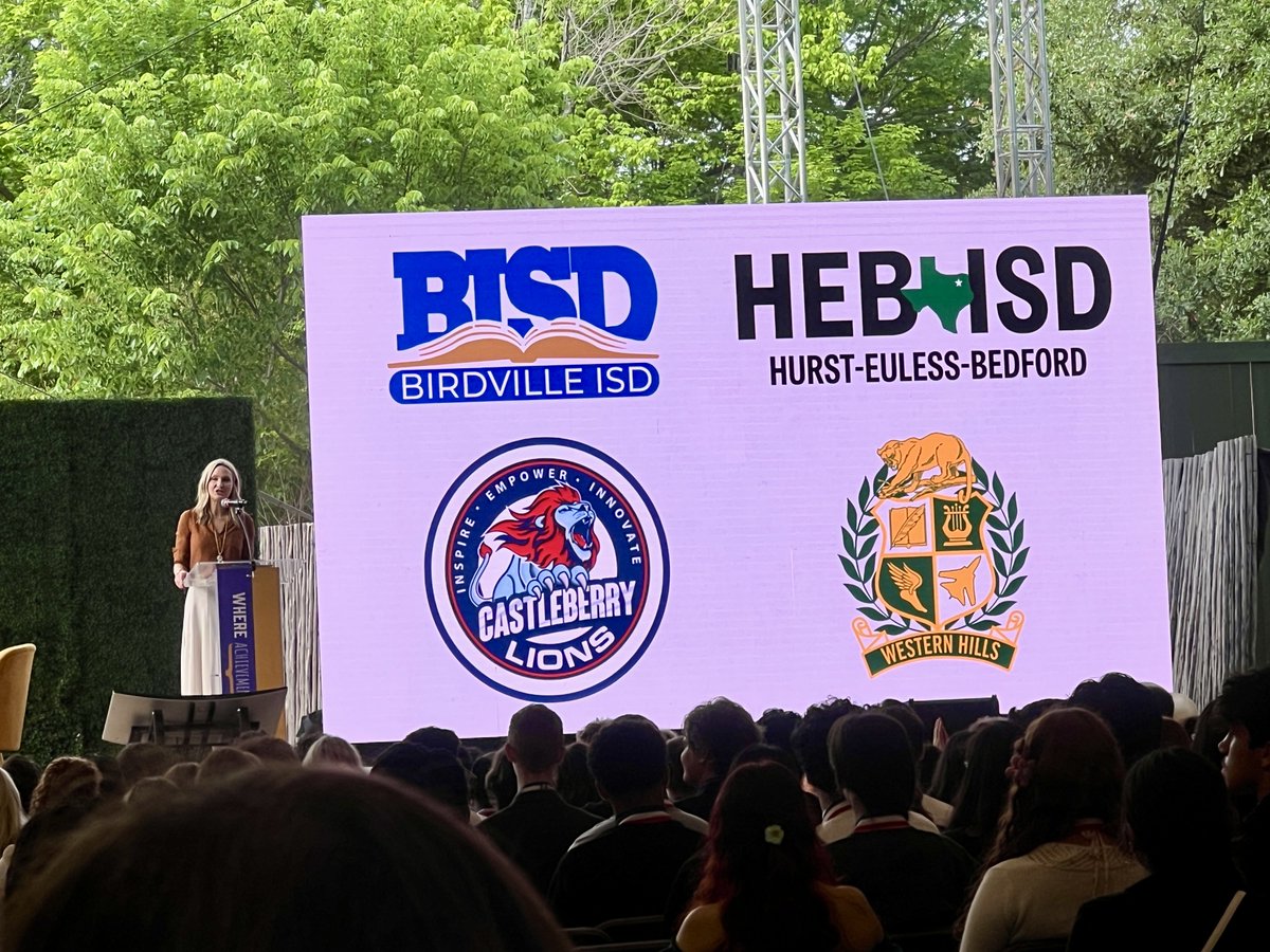 Mayor’s Celebration today at Fort Worth Zoo! Over 60 students from Birdville ISD are being recognized!
#bisdshines