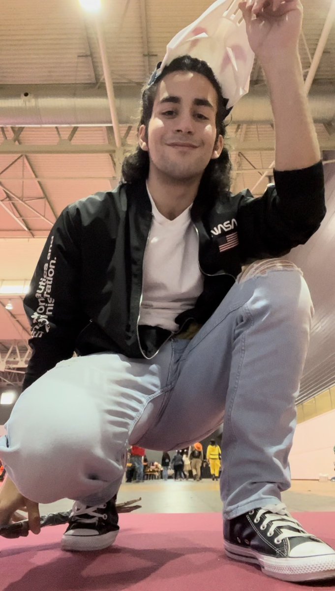 pers/percy/elio (back to art!!!) tweet media