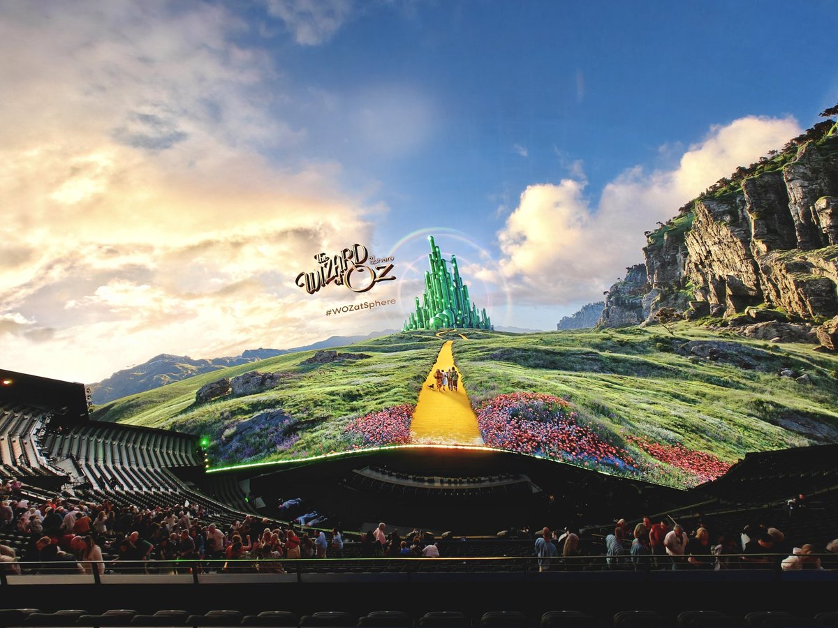 OnePlus_USA's tweet image. Where the night never ends 🪩
#ShotonOnePlus #LasVegas