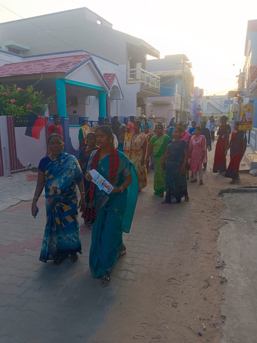 KalaimathiRaja's tweet photo. இராமநாதபுரம் சட்டமன்ற வேட்பாளர் அண்ணன் அவர்களுக்கு தீவிர வாக்கு சேகரிப்பில் VCK கலைமதி ராஜா https://t.co/eniNm46krF