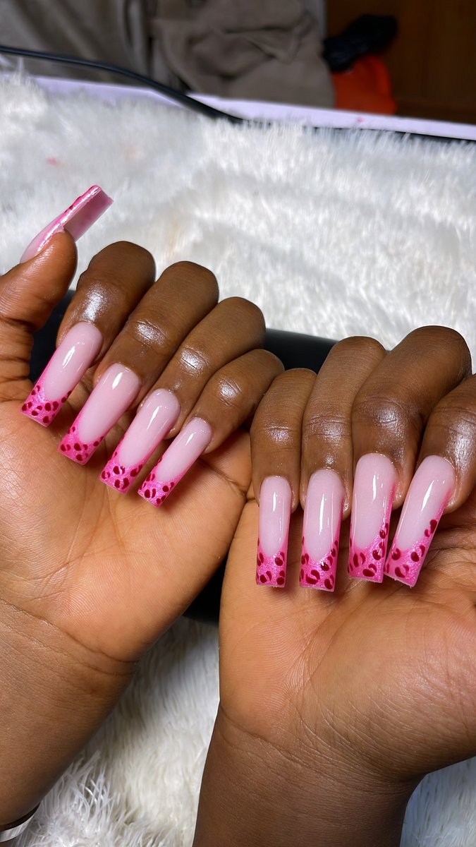 Such a lovely set 💅 💕 💕 💕 
Over here we keep it clean 🧽