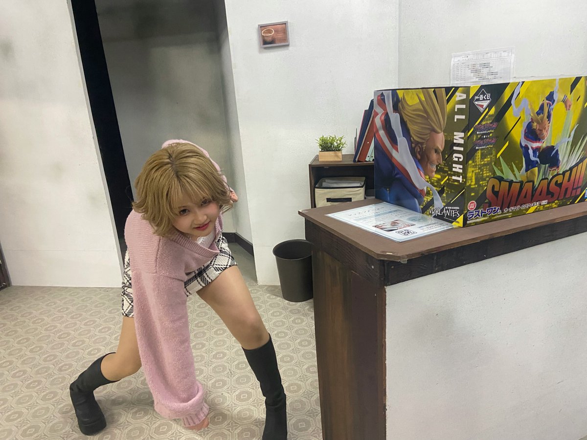 西ともみ tweet media