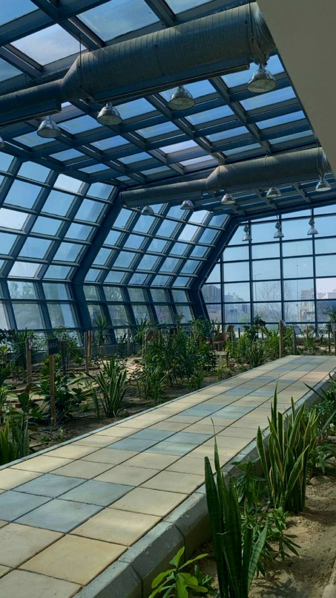 أنسـ tweet media