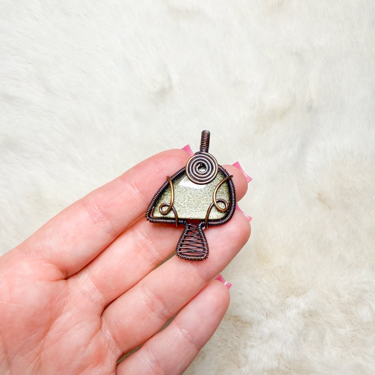 Black mother of pearl, Sieber agate &amp; gold sheen obsidian mushroom pendants will be on my shop tonight at 8pm eastern time 🍄

I’ll be shipping everything immediately after order tonight so make sure your alarm is set so I can pack yours up fast!