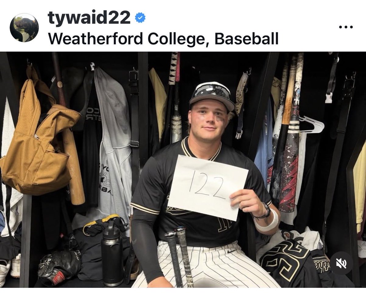 cwaid4's tweet photo. #18 💣… and this one was special! Fast ball in, rocket out!! #122 mph exit velocity!!!! @TyWaid https://t.co/zQXIuzr1i7