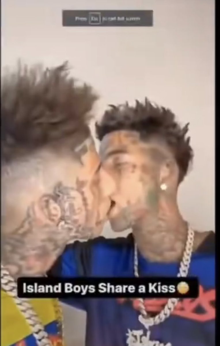 Molly Pitcher tweet media