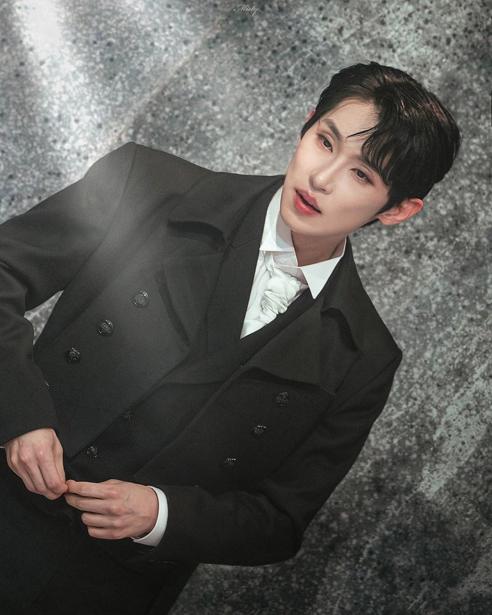 260416 연극 헤르츠클란
싱클레어 #정재환 배우님

아름다운 건 왜 우릴
스쳐 지나갈까